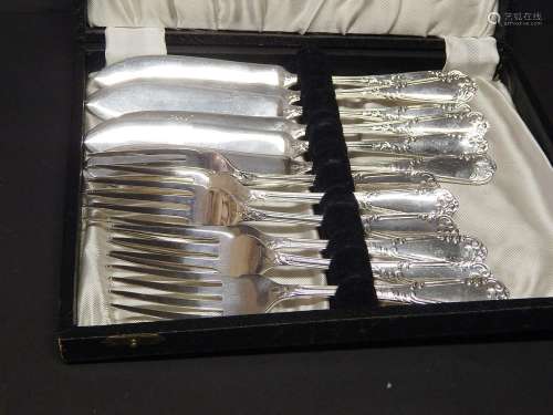 Fish cutlery for 6 persons complete