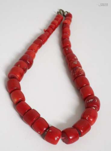 Necklace with dark coral links