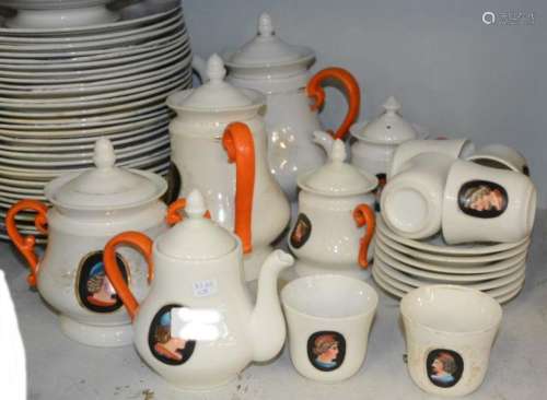 Coffee set decorated with medallions