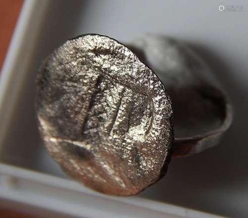 Medieval signet ring