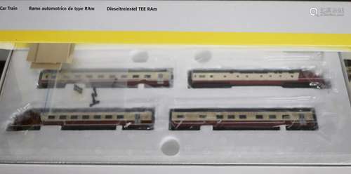 Minitrix RAm Tee the SBB Diesel Multiple Unit - N gauge with...