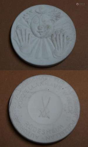 Porcelain medal