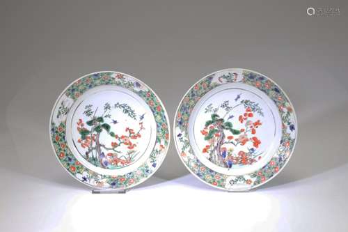 A PAIR OF FAMILLE VERTE DISHES