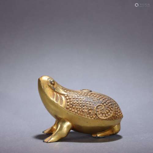 Gilt bronze golden toad-shaped study drop