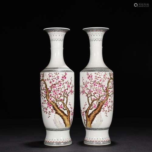 Tianhe Xianmei flower vase in the Republic of China