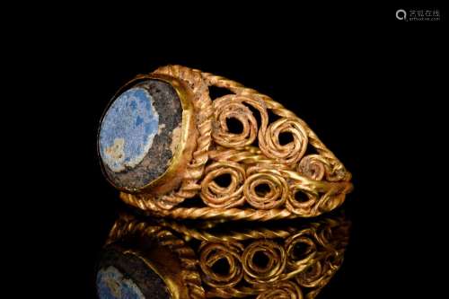 LATE ROMAN GOLD AND GLASS RING - EX CHRISTIE'S