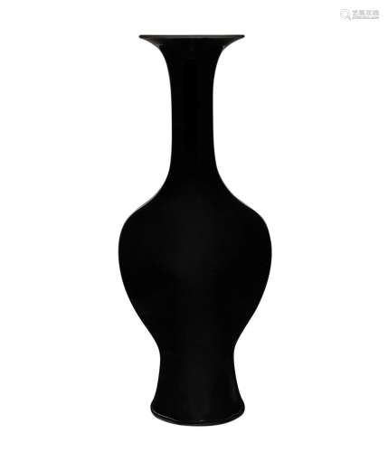 A Chinese black glazed porcelain yen yen vase