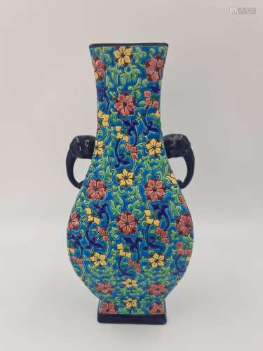 Vase en émaux de Longwy japonisant, anses en forme de têtes ...
