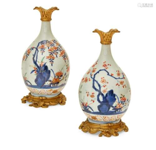 A pair of Chinese porcelain bottle vases
