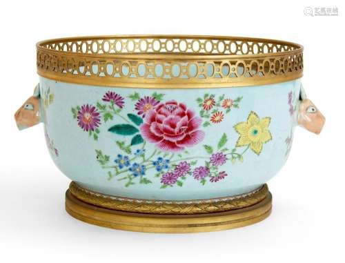 A Chinese Export Famille Rose circular jardiniere