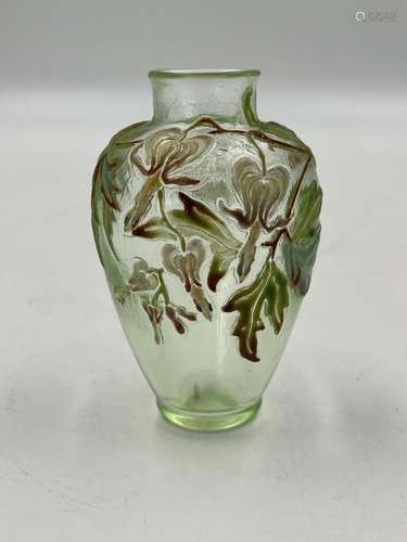 Émile GALLÉ (1846-1904), Un vase art nouveau Urane de la cri...