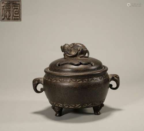 "Xuande" elephant ear incense burner