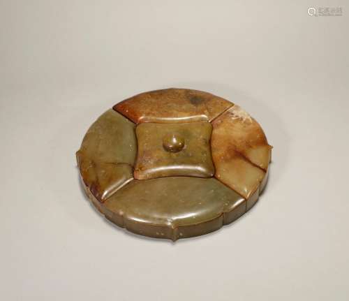 Ming dynasty jade cover box