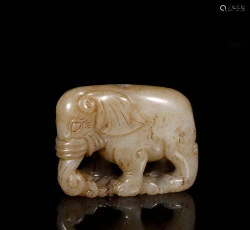 Hetian jade "Taiping Elephant" in the Ming Dynasty