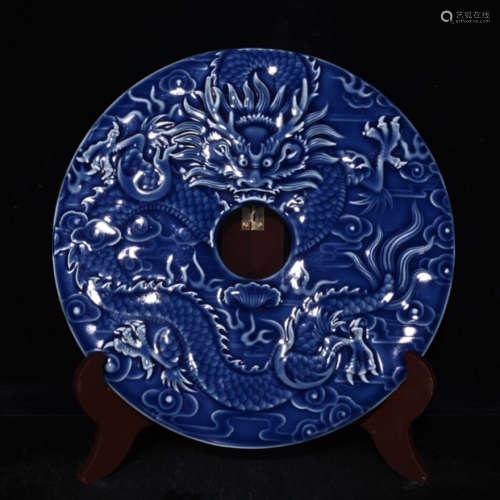 霁蓝雕刻龙纹瓷板