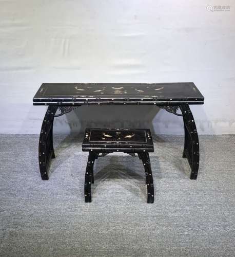 旧藏小叶紫檀镶贝壳竹节琴桌