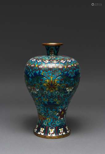A CHINESE CLOISONNE VASE MEIPING, QING DYNASTY (1644-1912)