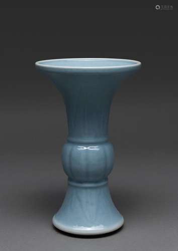 A CHINESE CELADON GU-FORMED VASE, YONGZHENG MARK, EARLY 20TH...