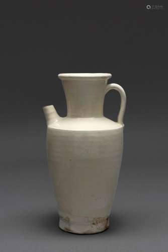 A CHINESE CIZHOU WHITE-GLAZED EWER, POSSIBLY SONG DYNASTY (9...