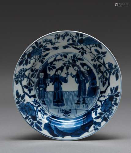 A RARE CHINESE BLUE AND WHITE DISH, KANGXI PERIOD (1662-1722...