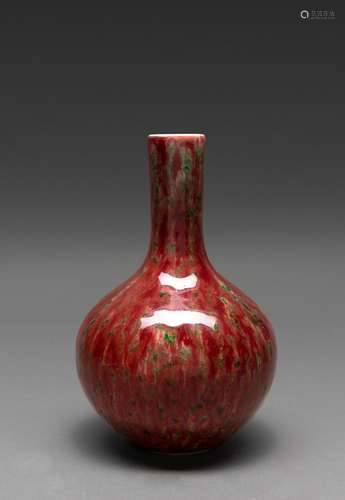 A CHINESE PEACH BLOOM GLAZED VASE, QING DYNASTY, 18TH-19TH C...