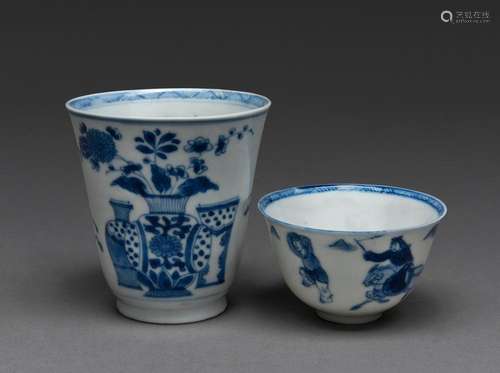 TWO CHINESE BLUE AND WHITE CUPS, KANGXI PERIOD (1622-1722)