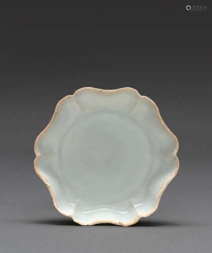 A RARE CHINESE SMALL QINGBAI FOLIATE RIMMED DISH, SOUTHERN S...
