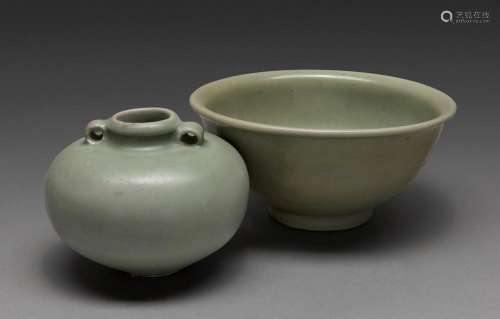 A CHINESE LONGQUAN JARLET TOGETHER WITH A LONGQUAN BOWL, YUA...