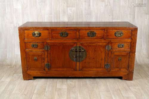 Grand Dressoir.