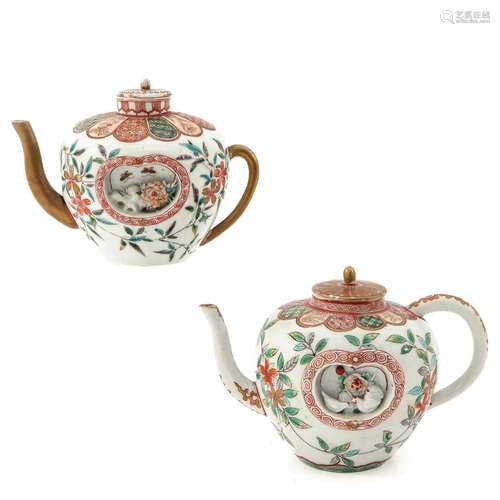 A Lot of 2 Teapots