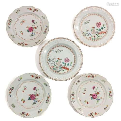A Collection of 5 Famille Rose Plates
