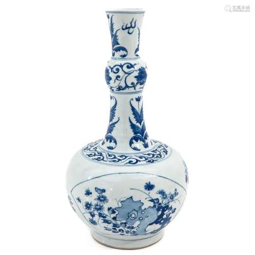 A Blue and White Gourd Vase