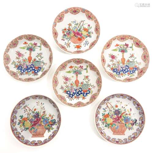 A Collection of 6 Famille Rose Plates