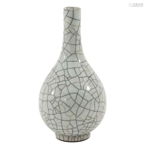 A Crackle Decor Bottle Vase