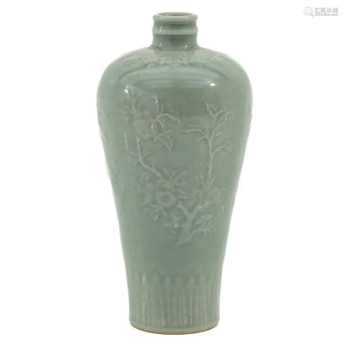 A Celadon Meiping Vase