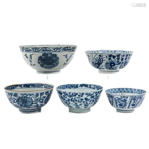 A Collection of 5 Blue and White Bowls