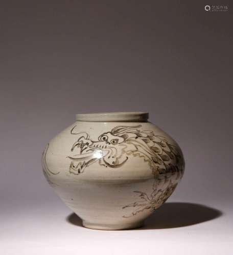 A KOREAN IRON-PAINTED DRAGON JAR JOSEON OR LATER, 19TH OR 20...