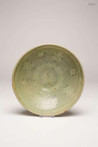 A KOREAN SANGGAM SLIP-INLAID CELADON BOWL GORYEO DYNASTY, 12...