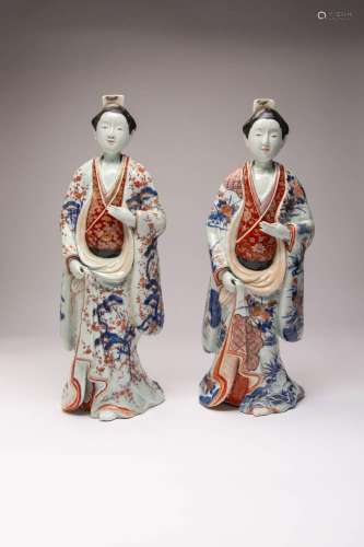 TWO LARGE JAPANESE IMARI FIGURES OF BEAUTIES EDO PERIOD, C.1...
