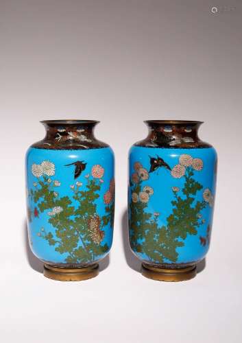 A PAIR OF JAPANESE CLOISONNE VASES MEIJI ERA, 19TH CENTURY O...