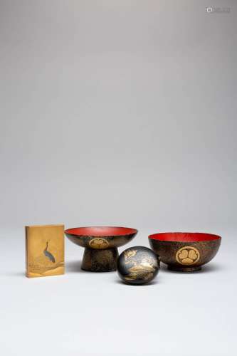 A SMALL COLLECTION OF JAPANESE ITEMS MEIJI ERA, 19TH CENTURY...