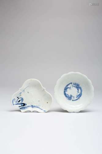 TWO JAPANESE BLUE AND WHITE MOULDED DISHES EDO PERIOD, 17TH ...