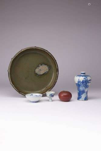 A COLLECTION OF CHINESE CERAMICS QING DYNASTY Comprising: a ...
