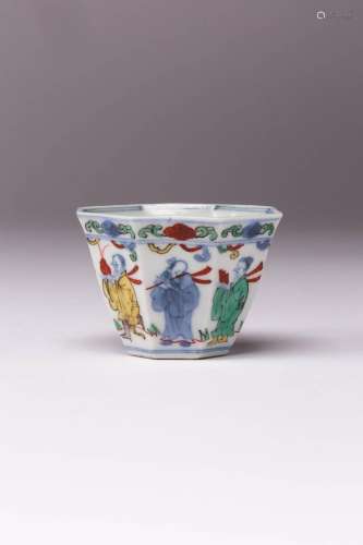 A RARE CHINESE OCTAGONAL WUCAI `EIGHT IMMORTALS` CUP QING DY...
