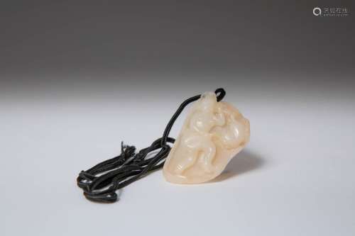 A CHINESE WHITE JADE PENDANT QING DYNASTY Carved as a lady h...