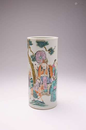 A CHINESE FAMILLE ROSE CYLINDRICAL `FIGURAL` VASE QING DYNAS...