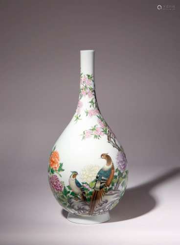 A CHINESE FAMILLE ROSE PEAR-SHAPED VASE MODERN Decorated wit...