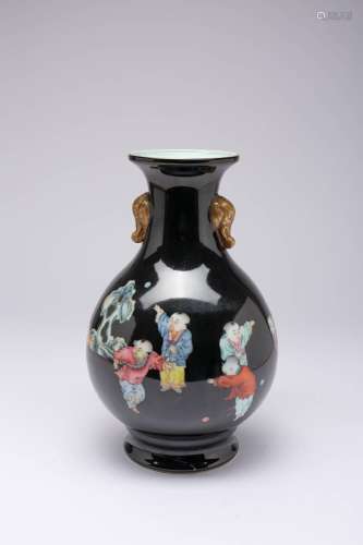 A CHINESE FAMILLE ROSE MIRROR-BLACK GROUND VASE REPUBLIC PER...
