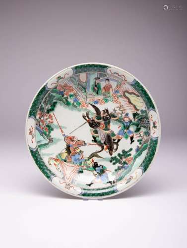A CHINESE FAMILLE VERTE DISH 19TH CENTURY Painted with eques...