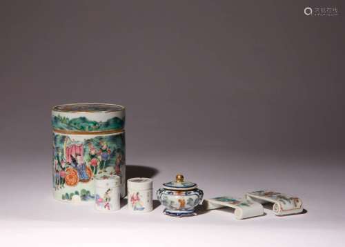 SIX CHINESE FAMILLE ROSE PORCELAIN ITEMS 19TH / EARLY 20TH C...
